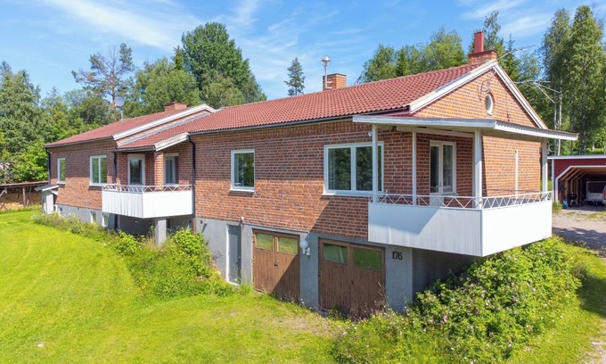 Harjedalen House | Linsell Villan by Interhome