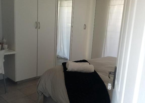 Kempton Park House | Lior-Gil accommodation-