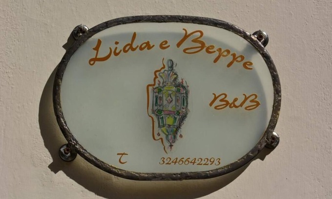 Pisa Apartment | Lisa and Beppe's Lantern/Deluxe Apartment