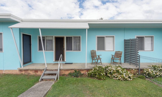 Yamba Apartment | Little Banksia 1 - LJ Hooker