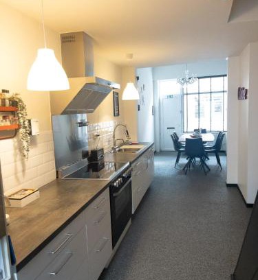 Ypres House | Little gate