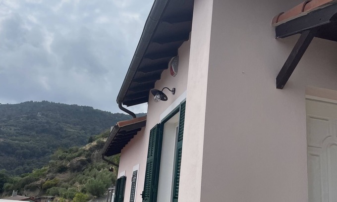 Ventimiglia Cottage | Little house in the hills overlooking the sea. Ideal for young couple