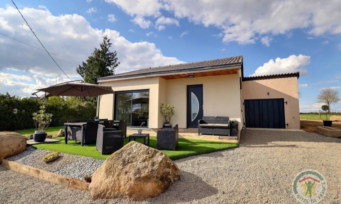 Parigne House | Little house on the prairie