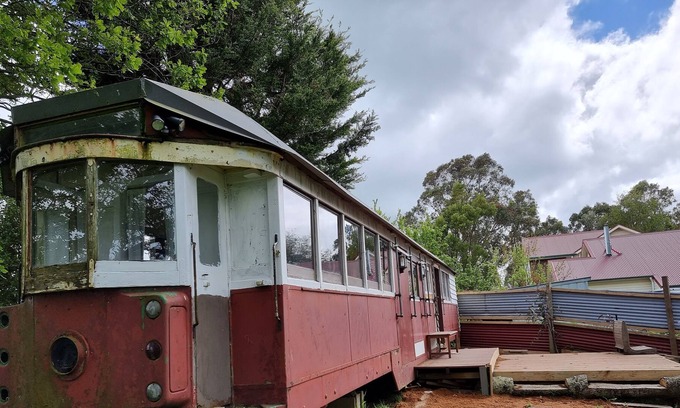 Krowera House | Little Lost Tram 608