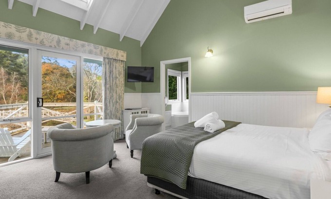 Apollo Bay Cottage | Little Plum Cottage - Apollo Bay