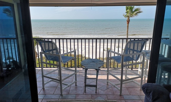 St. Petersburg - Clearwater Condo | LIVE ON THE BEACH. Gulf Beach Front - Spectacular views.