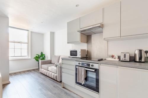 Chinatown Apartment | Liverpool Nightlife Spot City Centre 1BD apartment and Sofa bed