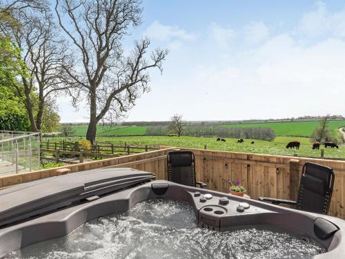 Alford House | Lizzie's Cottage