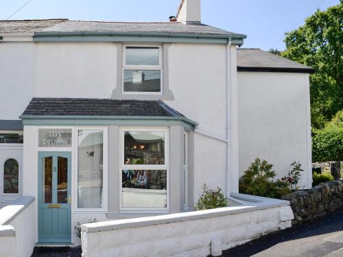 Trefriw House | Llys Deulyn