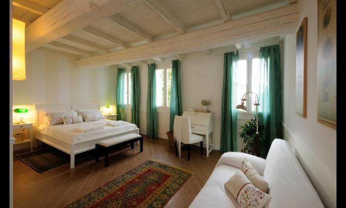 San Felice sul Panaro Hotel | Locanda Della Fiorina