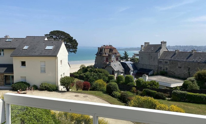 Saint-Cast-le-Guildo Apartment | Located in a quiet residence, pleasant T2 apartment with lovely sea view for 4 people