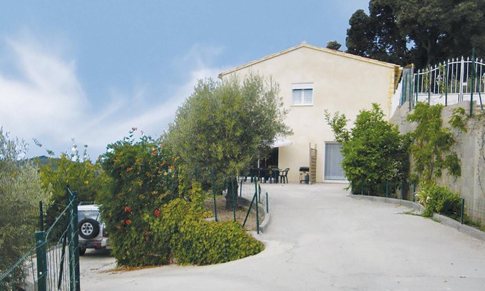 Coggia Apartment | Located in the hinterland of the wide Gulf of Sagone, the charming village of Coggia attracts with a