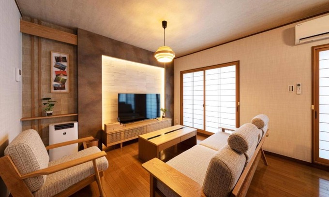 Nishi House | Location is near to USJ 3 mins walk to the nearest station - Rental of a whole building /Osaka Ōsaka