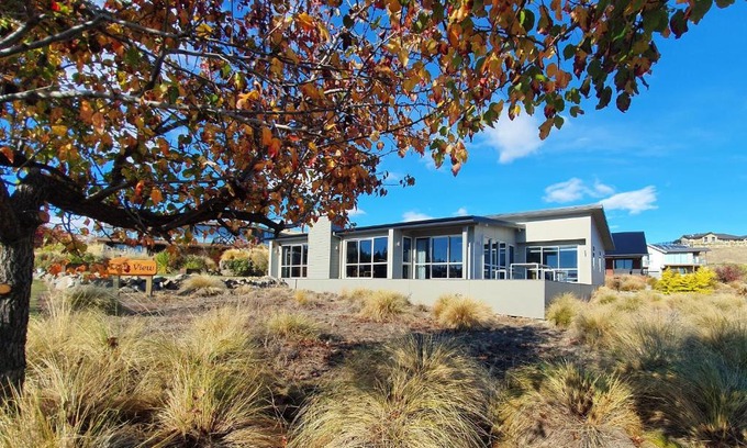 Lake Tekapo House | Loch View - Lake Tekapo