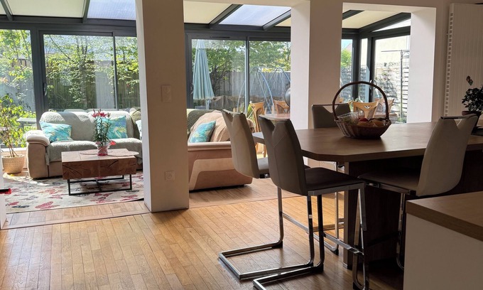 Saint-Pierre-les-Nemours Cottage | LODGE SITE CLIMBING 15 min castles Paris 1h