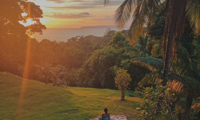 Pavones Cottage | Lodge in tropical forest, breathtaking view of the Pacific