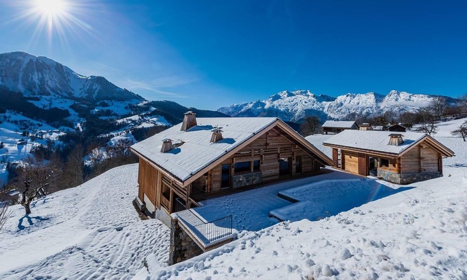 Manigod Ski Chalet | Lodge Les Murailles Luxe Aravis Manigod La Clusaz