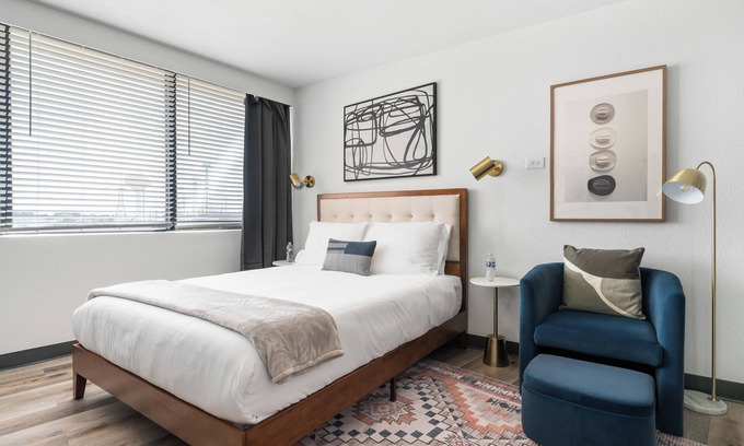 Greenway Plaza-Upper Kirby Apartment | Lodgeur | Studio near Greenway Plaza | Upper Kirby