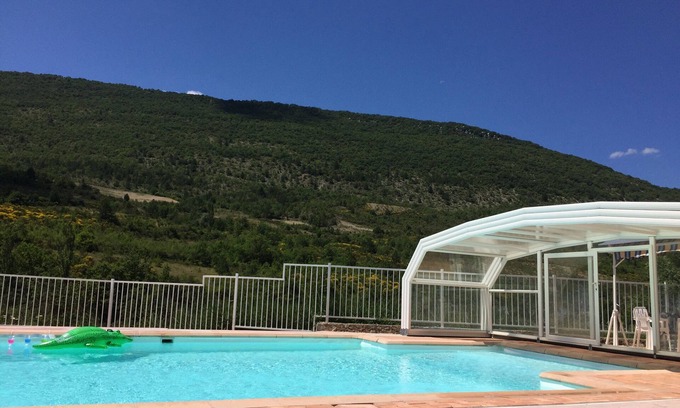 La Roche-sur-le-Buis Cottage | LODGING WITH SWIMMING POOL IN DROME PROVENÇALE
