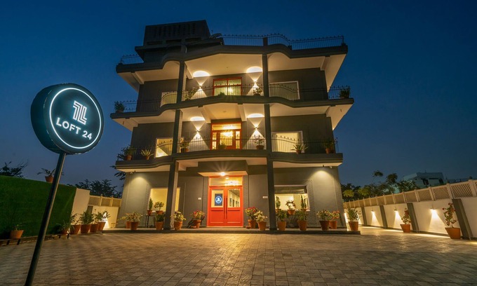 Jaipur Hotel | Loft 24