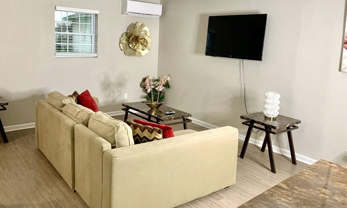 Downtown Memphis Apartment | Loft in Downtown Memphis