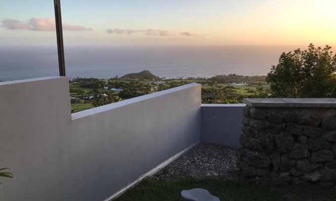 Grande Anse Apartment | loft meublé fonctionnel proche de grande anse