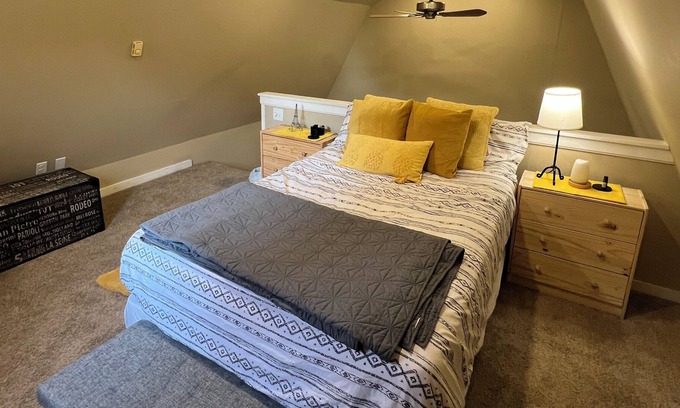 Westerly Apartment | Loft Near Beaches
