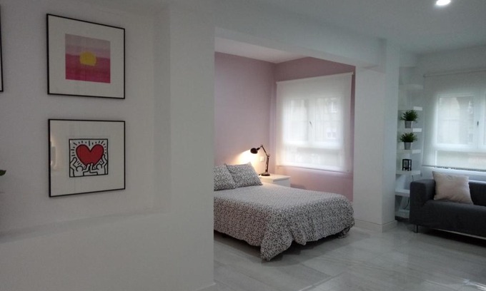 L'Amistat Apartment | Loft Office