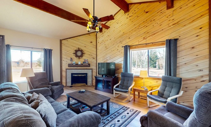 Pagosa Springs Condo | Lofty condo with patio - walk to golf, recreation center & eateries