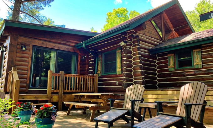 Stone Lake Cabin | Log cabin on 19 mile Long Lake, large screen porch + dock, 1 acre mature pines