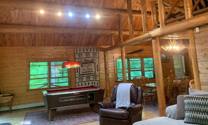Shandaken Cabin | Log home in the heart of the Catskills