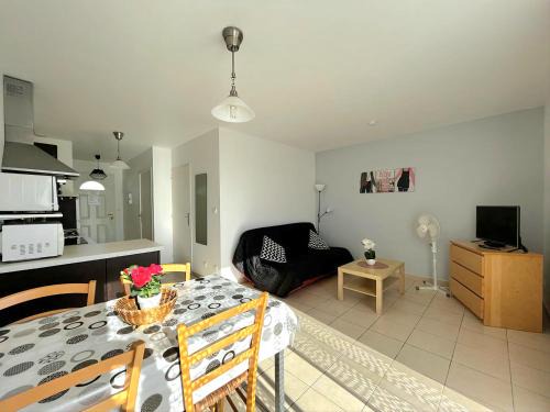 Jonzac Apartment | Logement thermale et de tourisme Les Acacias 2