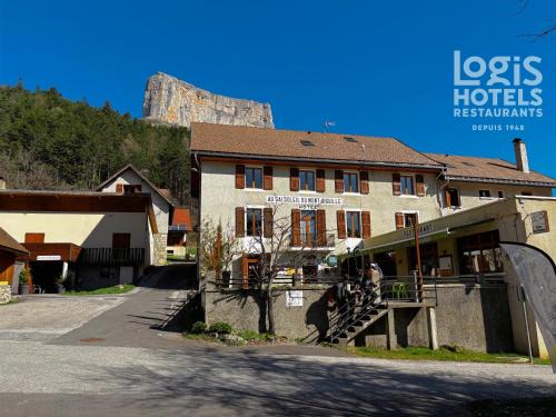 Chichilianne Hotel | Logis Hôtel Au Gai Soleil du Mont-Aiguille