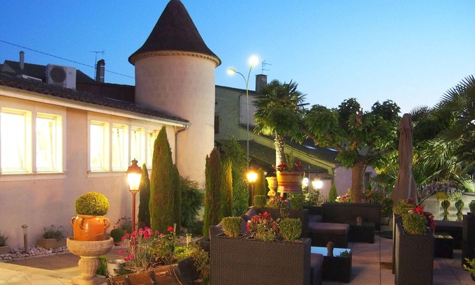 Duras Hotel | LOGIS Hostellerie des Ducs