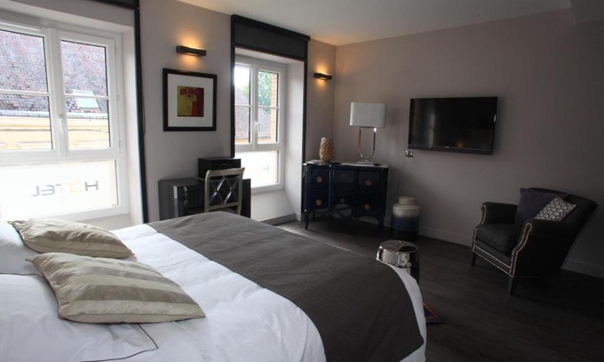 Chateauneuf-en-Thymerais Hotel | LOGIS Hotel-Restaurant Le Relais d'Aligre