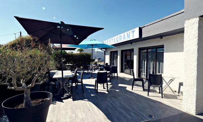 Marmande Hotel | LOGIS Le Capricorne