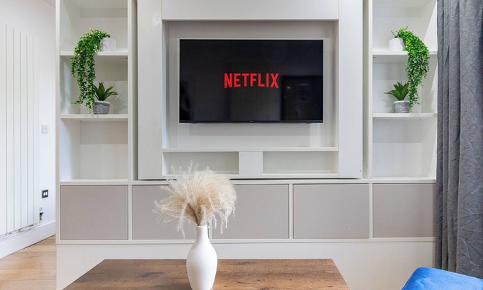 Lewisham Apartment | Long Stay Zone 2 Stylish Studio Minutes From Lewisham Station