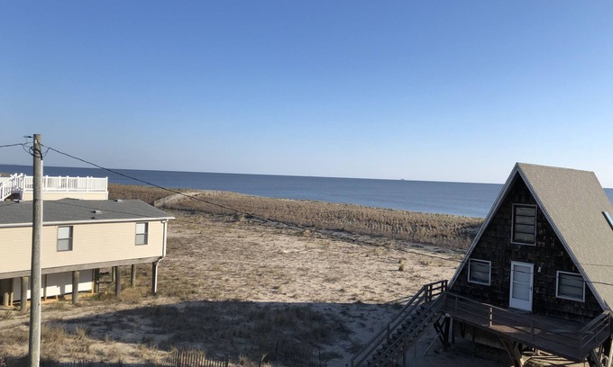 Milton House | Looking for a private beach with amazing sunsets and sunrises?? Look no further.