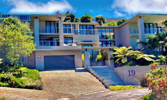 Paradise Villa | Looking for the perfect escape in a true paradise setting has never been so easy