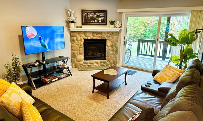 Lincoln Apartment | Loon Mountain Retreat at Lincoln NH