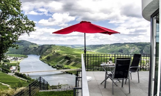 Piesport House | Loreleyblick (OG) im Weitblick