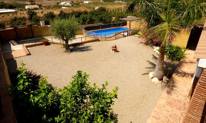 Velez-Malaga Cottage | Los Aperos 1 is a rural house with a private semi-heated pool