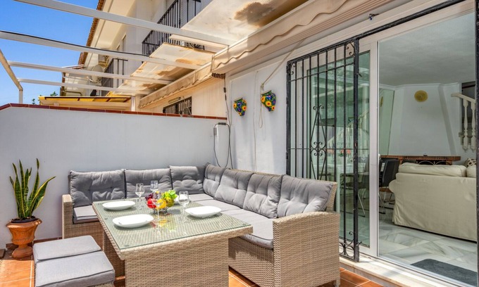 Fuengirola Villa | Los Boliches townhouse by Costarentals - Ref 61