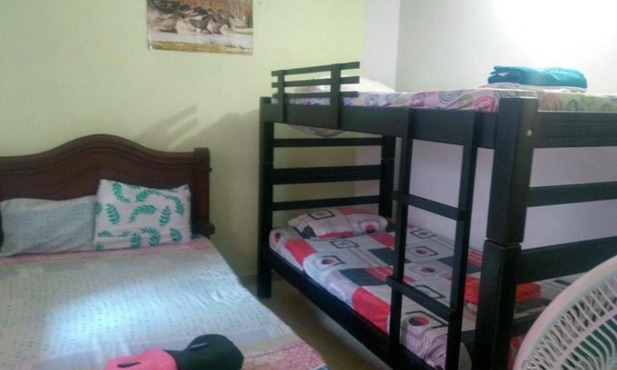 Villavicencio House | Los de A Pie Hospedaje