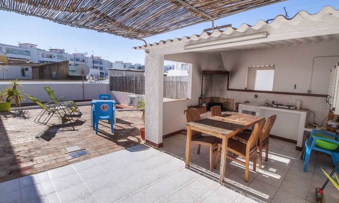 Fuseta House | Lost Bread -AL (Official Local Accommodation)