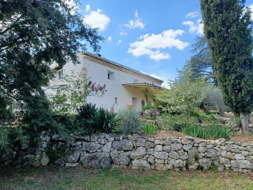 Figanieres Bed & Breakfast | Lou Viei Jas