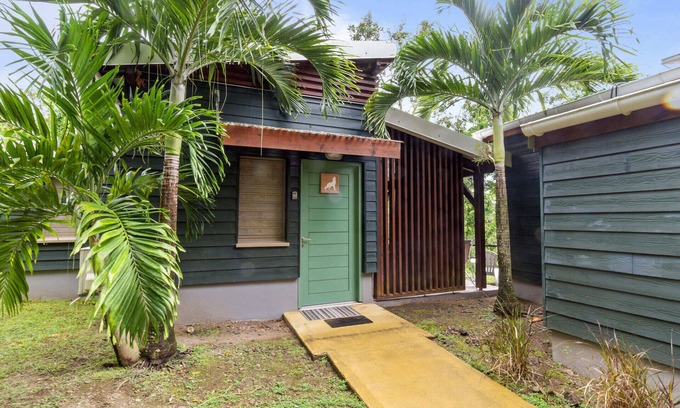 Bouillante Cottage | Loup Blanc - One Bedroom Cottage, Sleeps 2