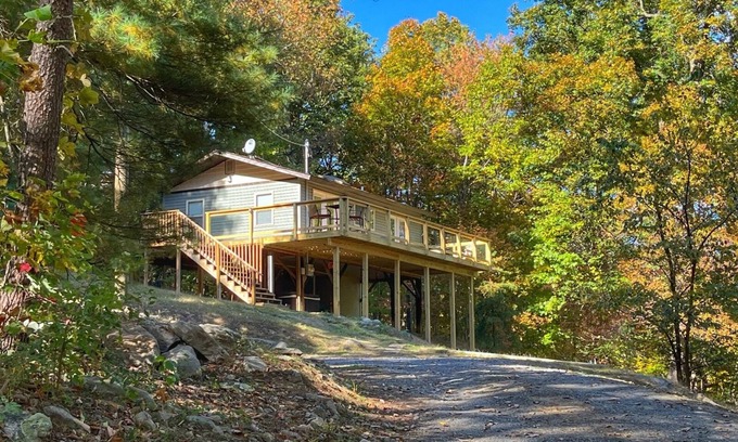 Luray Cabin | Love and Dreams | 1 Bed, 1 Bath