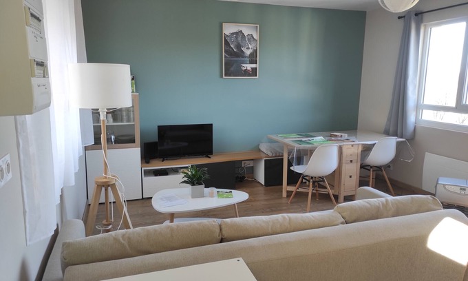 Pont-de-Buis-les-Quimerch House | Lovely detached single-storey house