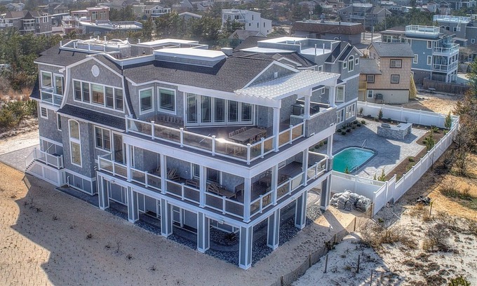 Loveladies House | Loveladies Oceanfront Luxury